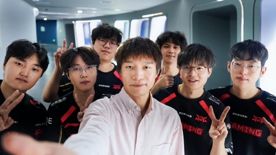 刚回归LCK就怀念了？scout直播表示，中餐真的太好吃了