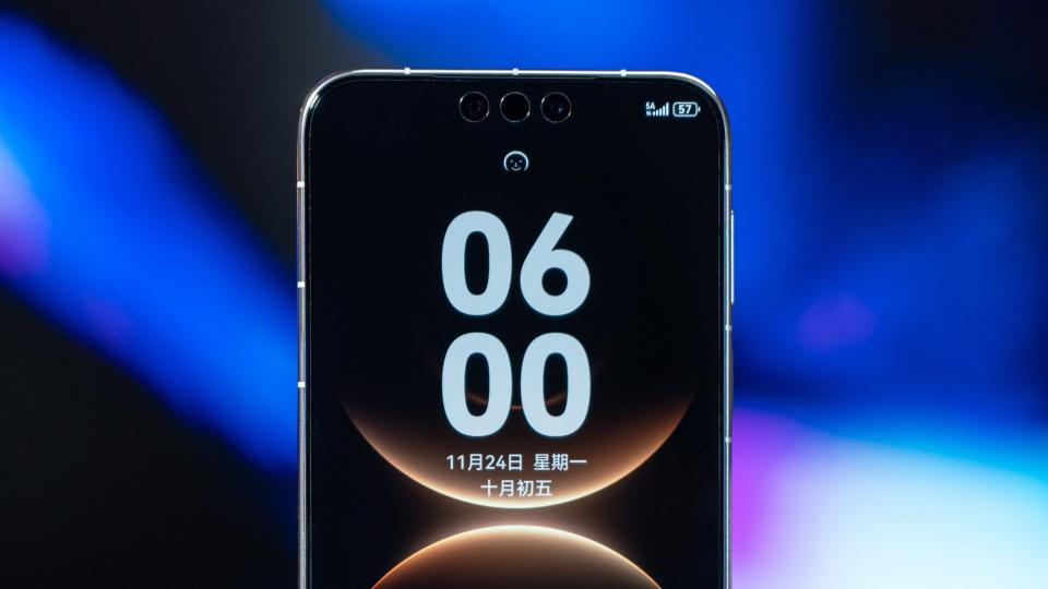 如果给你一万块，你会选iPhone 17 Pro Max，还是华为Mate 80 Pro Max？