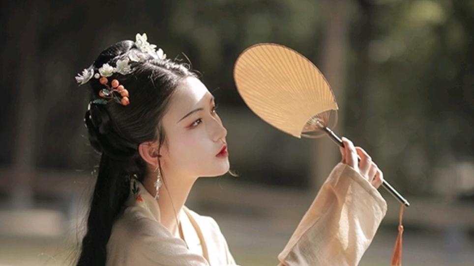 哪个朝代的汉服制式最方便最实用？