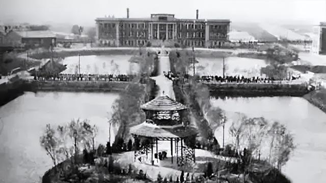 他倾家荡产办南开，晚年却被拒之门外，去世后全身仅剩不到7块钱