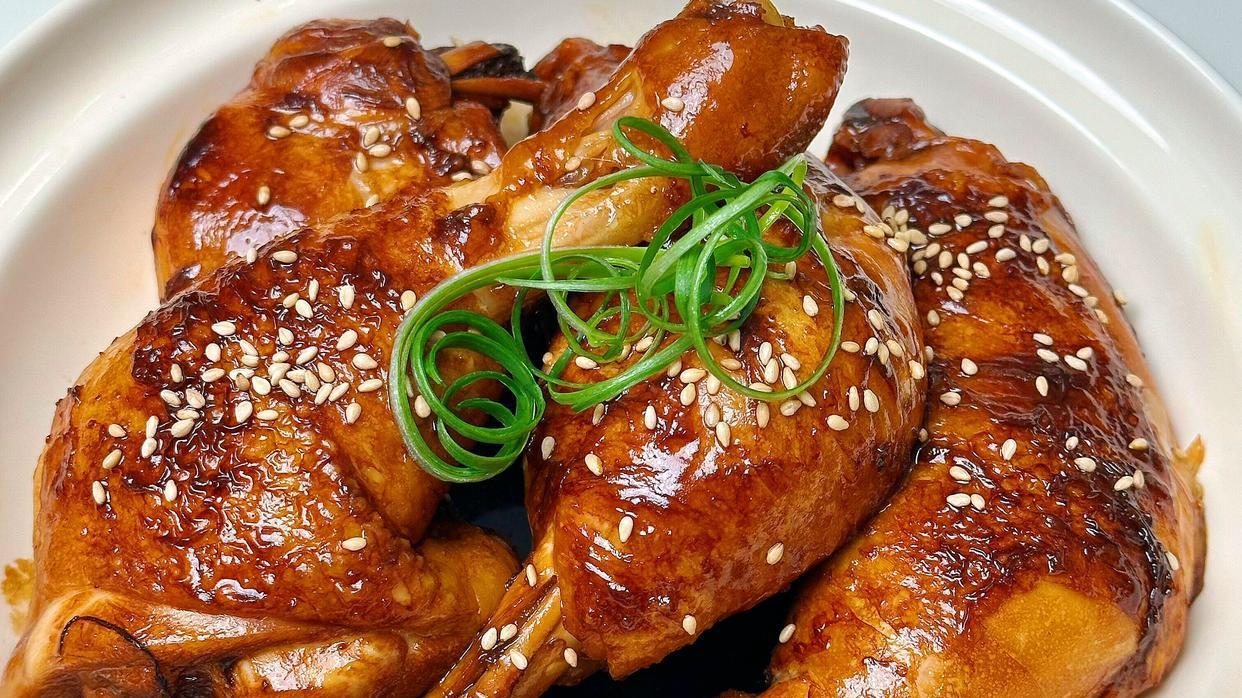 爱吃鸡肉的人千万别错过这种做法，鲜香入味，下酒又解馋