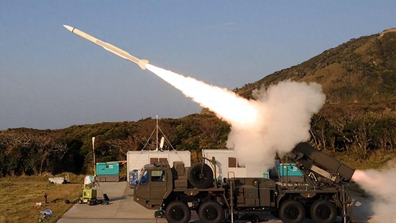 日本给菲律宾“上装备”，中程导弹出口藏玄机，找别人替自己挡枪