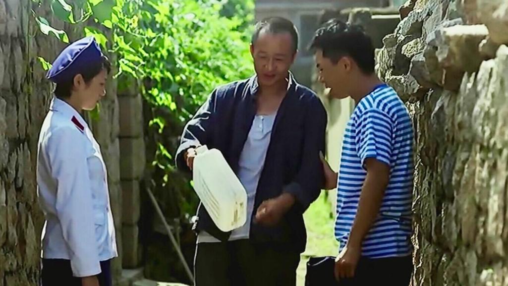 《父母爱情》江卫民下乡已经是1977年，他为什么不选择参加高考？