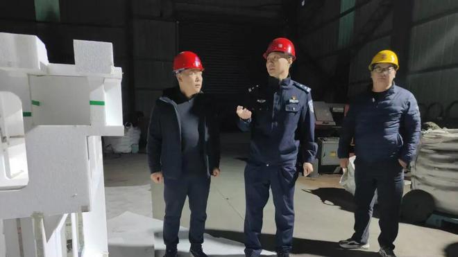 【新绛公安】警企同心话发展 走访慰问暖企心