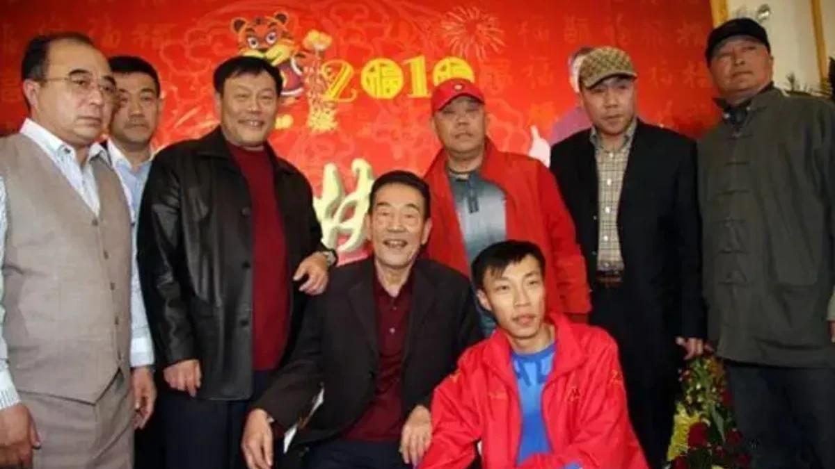 杨少华长子长孙杨化然说：曲艺赛道再热闹，也别掺和，也不发声