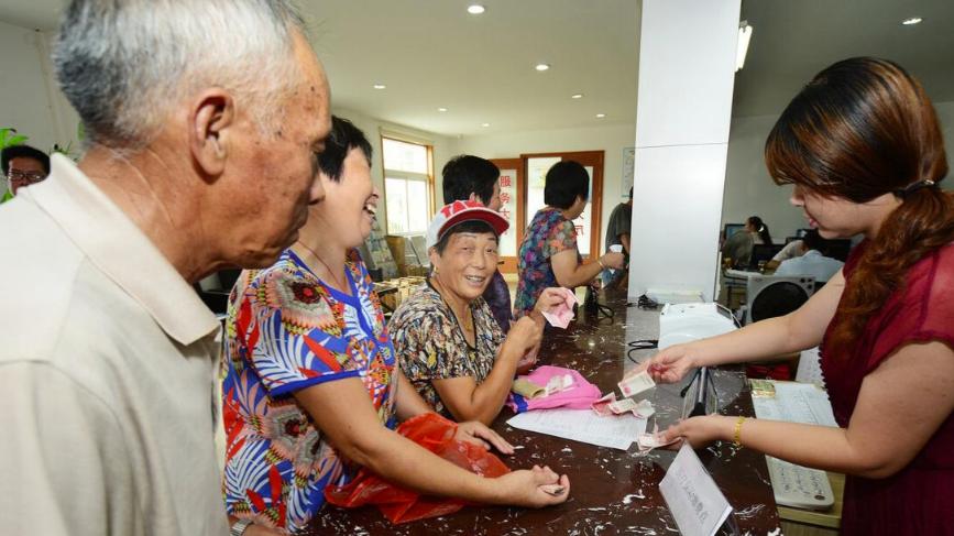 养老保险乱象多，一地给去世、服刑人员发养老金！多地开始严查