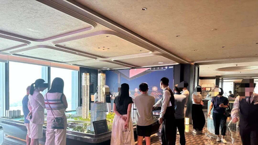 最高13万/平！翡丽甲第内开超17亿！热度创新高！