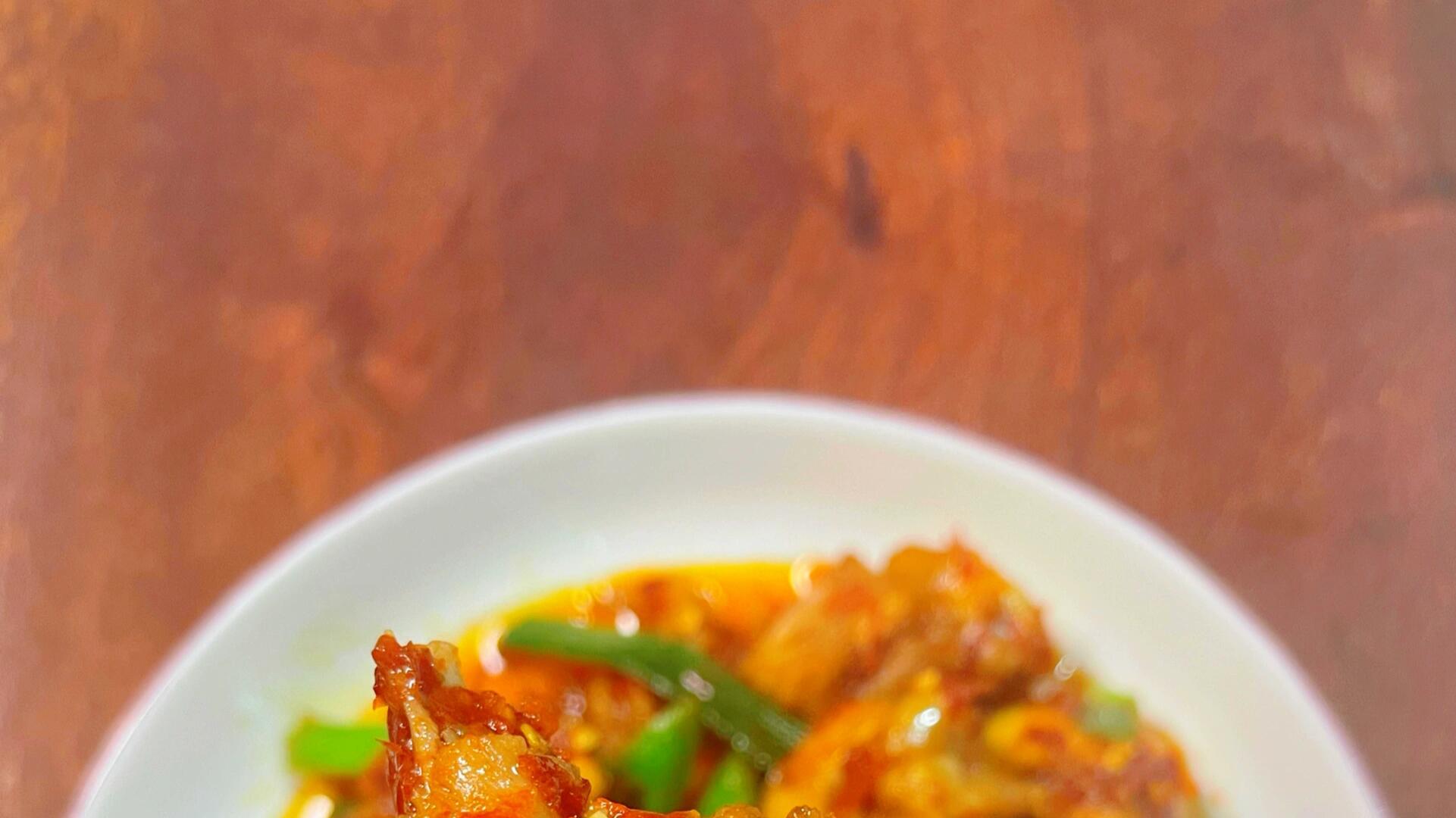 被邻居追着要菜谱！这道糍粑辣椒炒鸡腿肉绝了