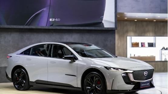 乘员保护得分率97%，MAZDA EZ-6摘得2025 C-NCAP五星桂冠