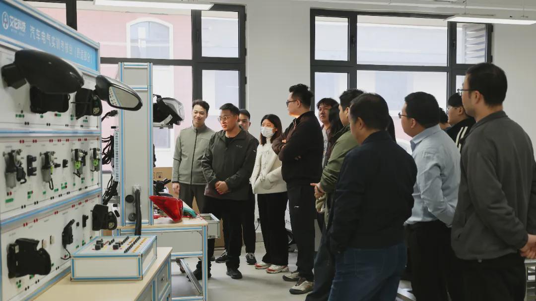 信阳技师学院：深化校企协同 共育技能英才