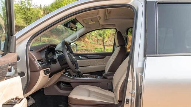 郑州日产帕拉丁全新劲酷版 黑武士版震撼上市，起售价17.28万元！