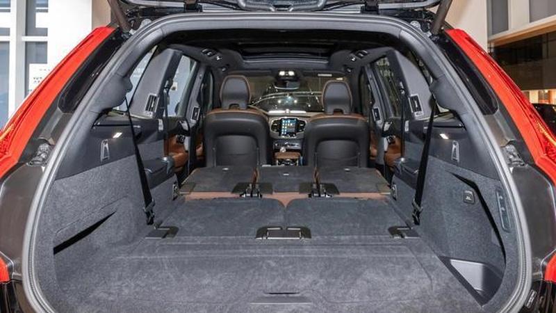 豪华中大型SUV价格调整，2.0T+8AT+全时四驱，近64万降至40万区间