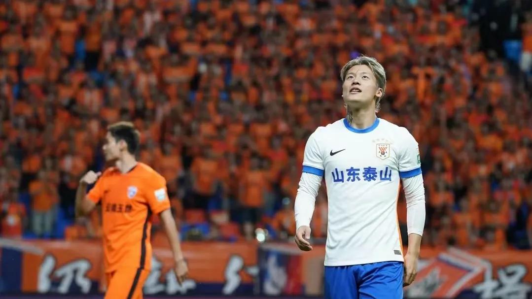 成都2: 1浙江，泰山2: 3云南 中超最新积分榜：争冠和保级格局全变了