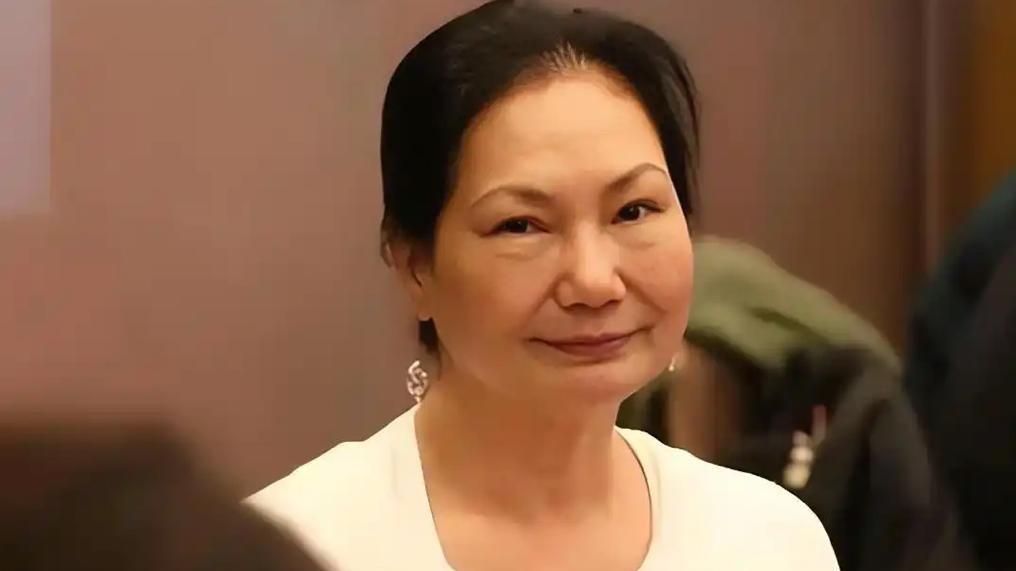 逝去的温柔：大S身后事，谁在守护她的遗愿？
