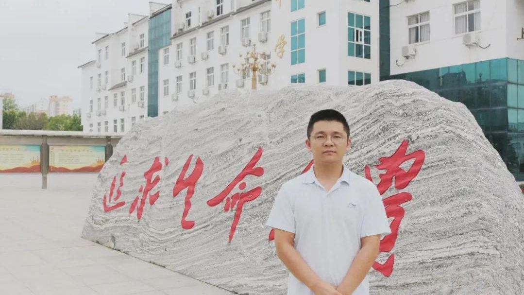 淮滨高中教师李明涛：教育场域的“双频”共振者