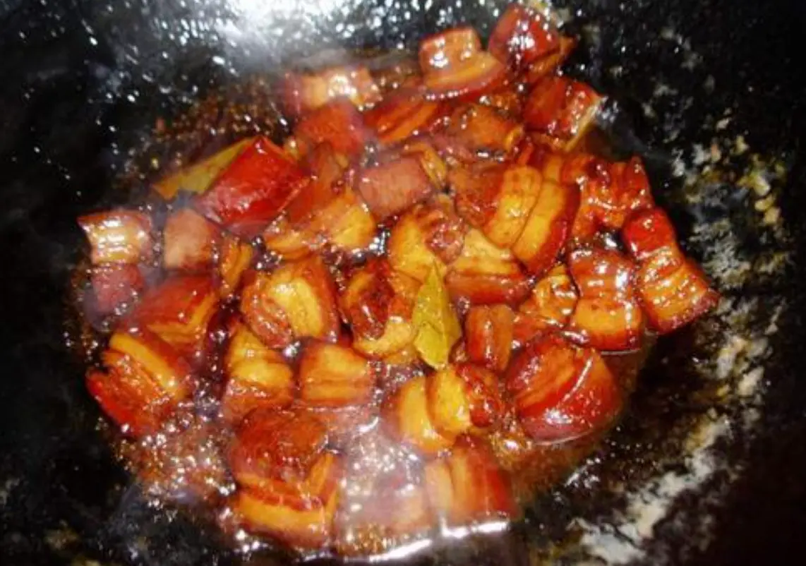 做红烧肉，记住不要直接下锅，教你正确做法，香味浓郁，软糯不柴
