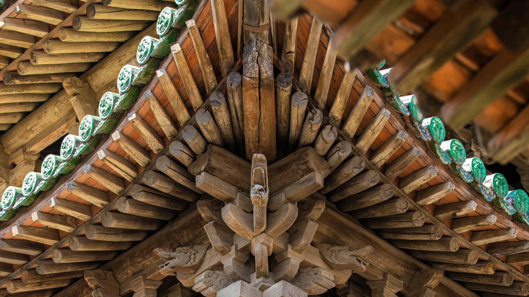 解码榆次玄鉴楼，全球百大古建里的东方营造智慧