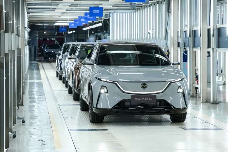 新能源全球车趋势” EZ-60亮相央视“第一发布”