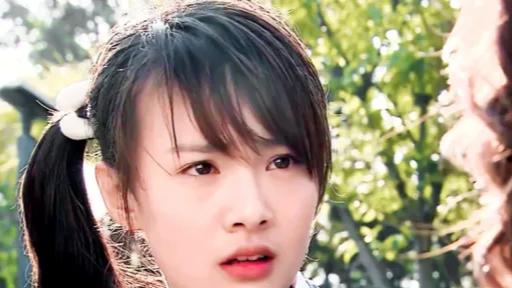 34岁郑爽给6岁儿子庆生，穿波点裙颜值回春，男友人低调未上全家福！