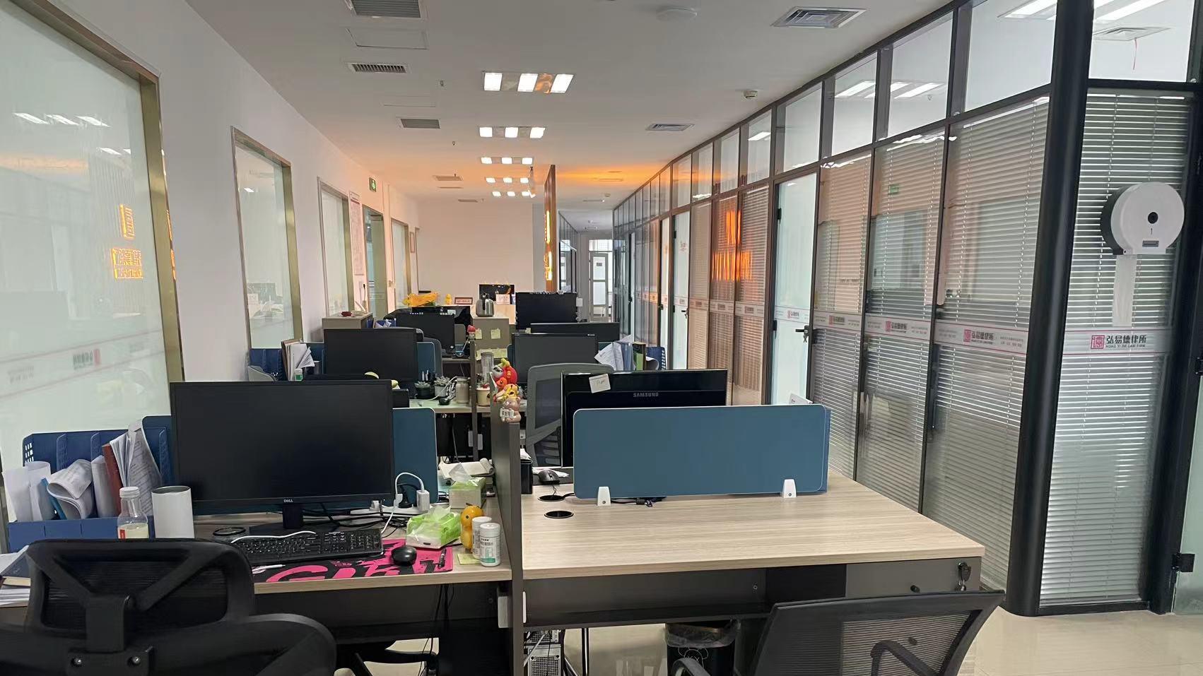 青岛婚姻家事律师事务所专业解析：常见纠纷、律师能做什么、如何正确选择？