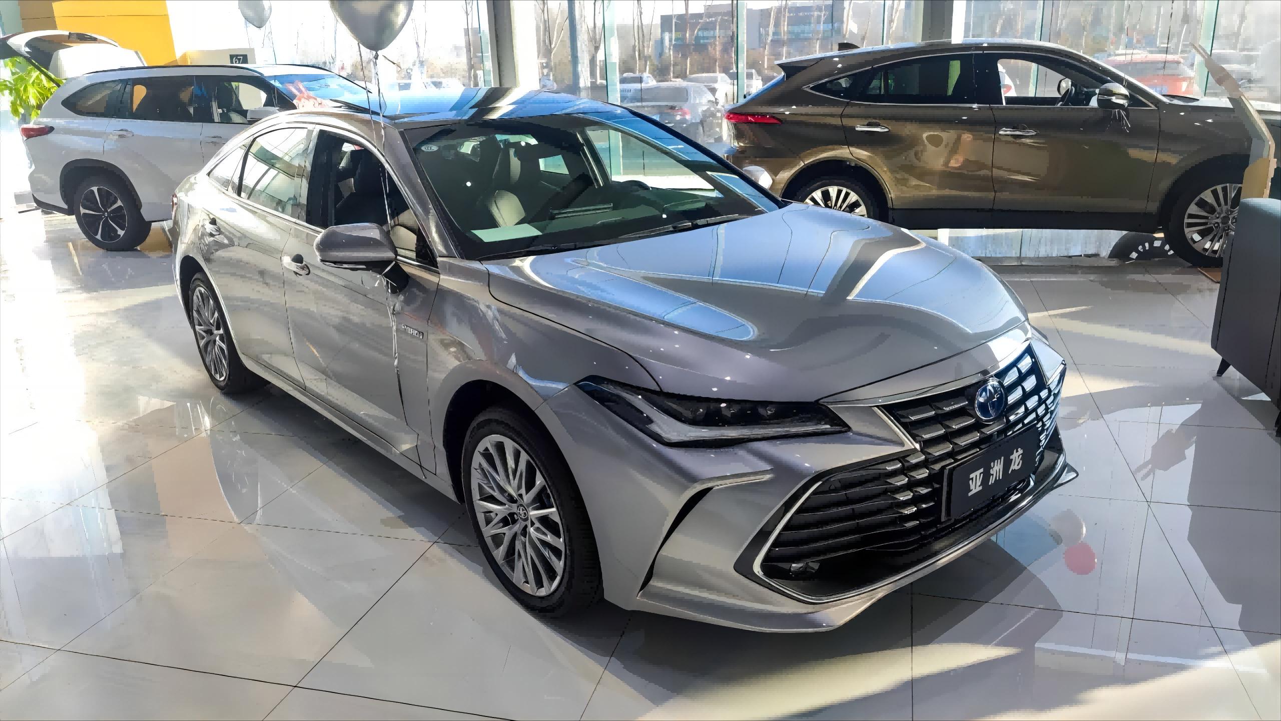 开惯日产天籁，再开亚洲龙，对比后不禁感叹：差距真大