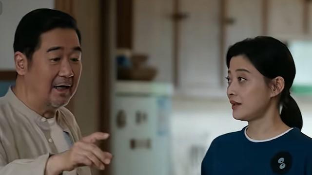 满脸褶子演吻戏，《我的后半生》最大败笔，这是视后该有的演技？