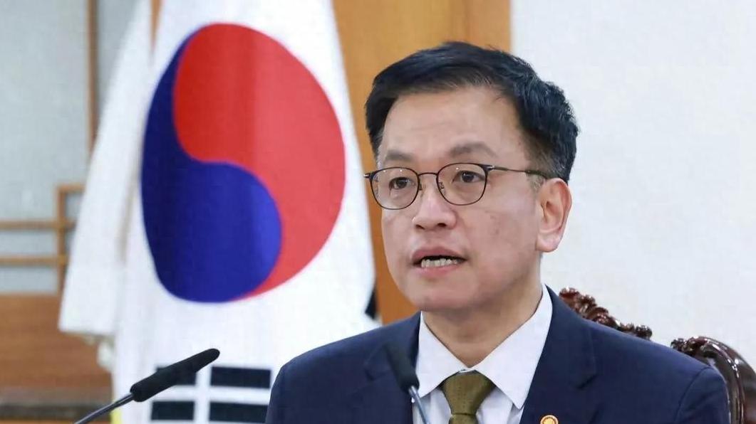 韩国政治风暴：崔相穆的“国务会议之盾”能否挡住弹劾之箭？