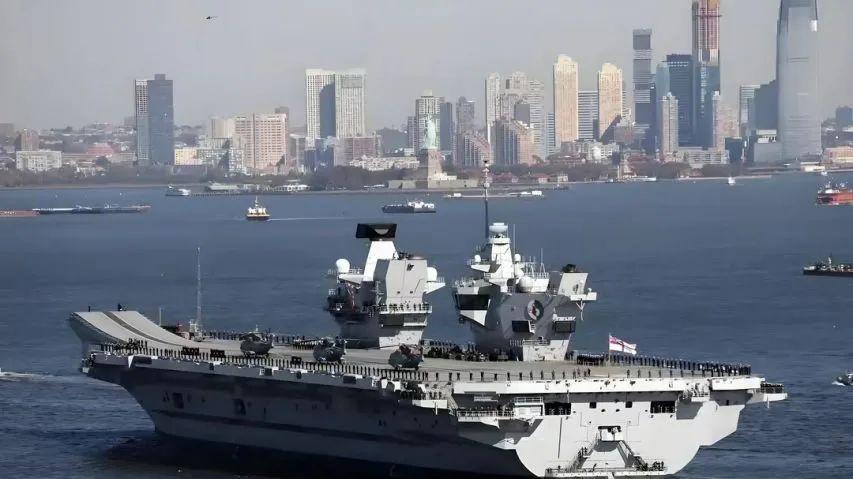 7万吨航母开往亚太，英国放话：就是为了中国