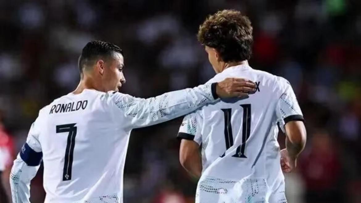 你赶我超绝代双骄，今天公推欧预赛：土耳其VS西班牙