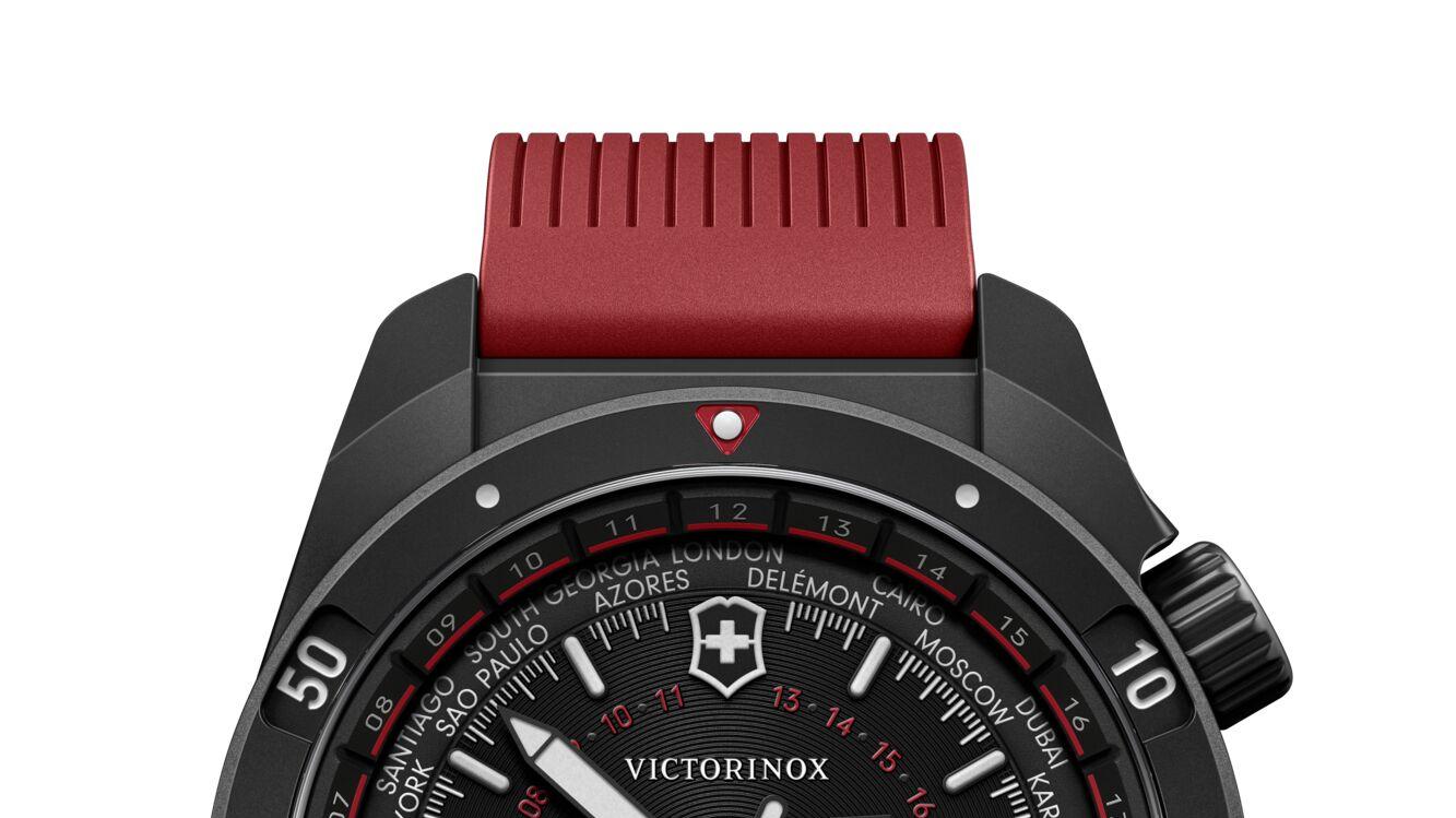 与精准同行，翱翔天际：AIR PRO 专业飞行 GMT 机械腕表助您轻松掌控时间