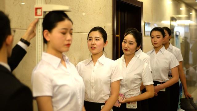 我在五星酒店做公关，窥见四线城市的权力版“潜规则”