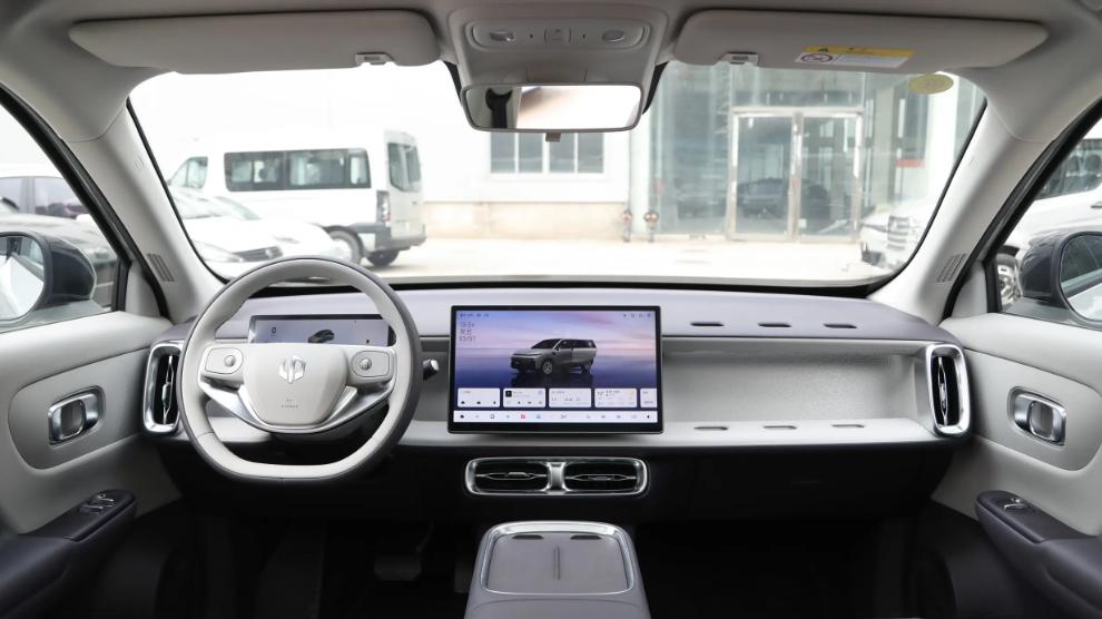 续航扎实不说，还有激光雷达加持，这款10万级紧凑型SUV值吗