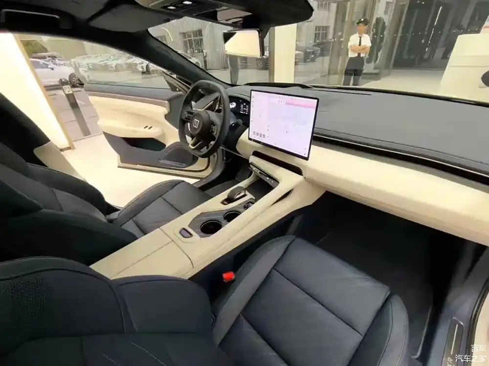 选车先看安全感，001必须到位