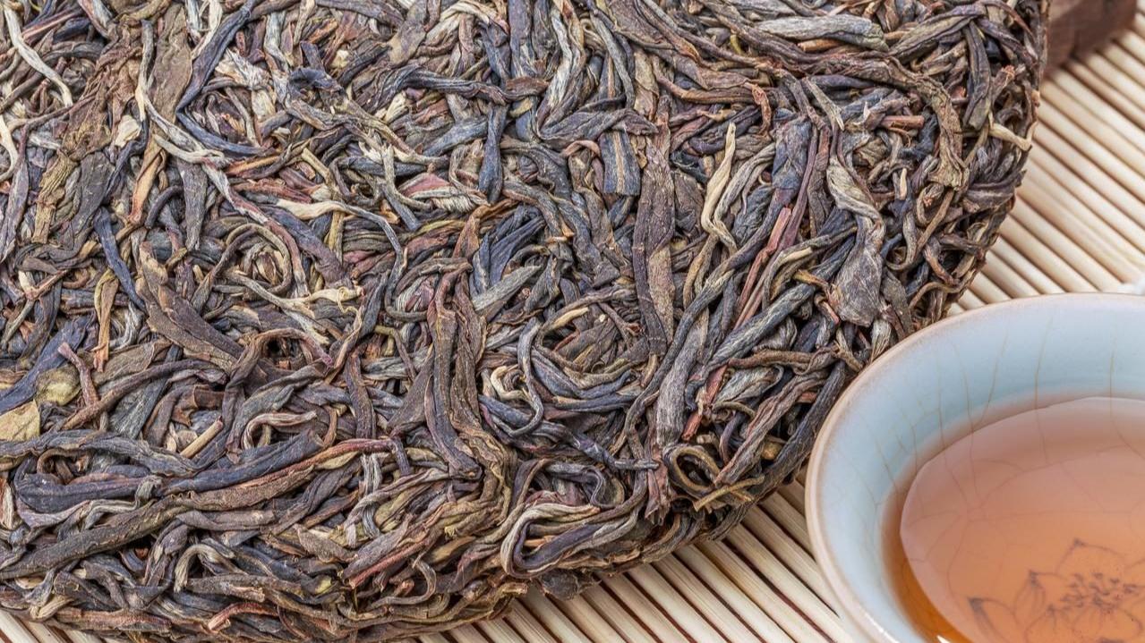 为什么普洱茶汤会涩？两种方法降低涩感，发现“潜力股”好茶！