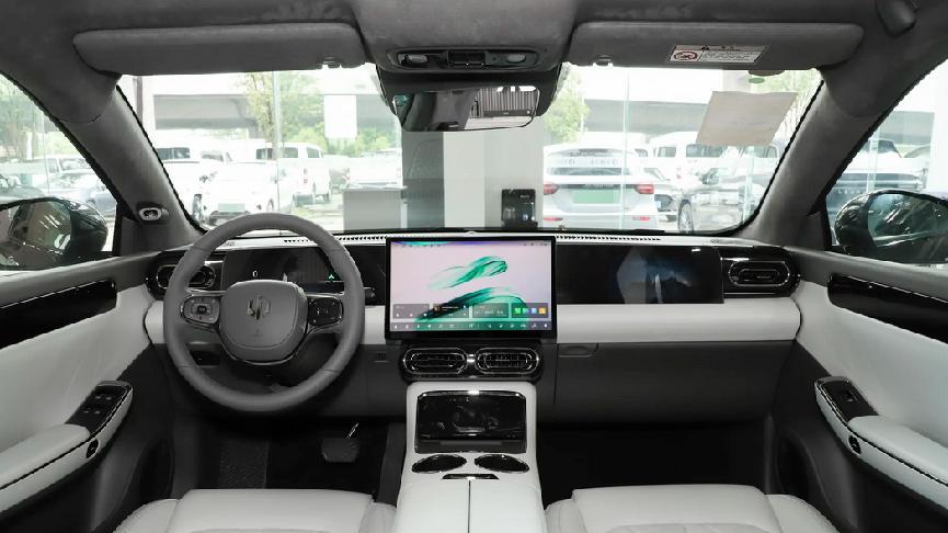 预算10万级家用车，油车VS新能源车，以零跑C01为例进行分析
