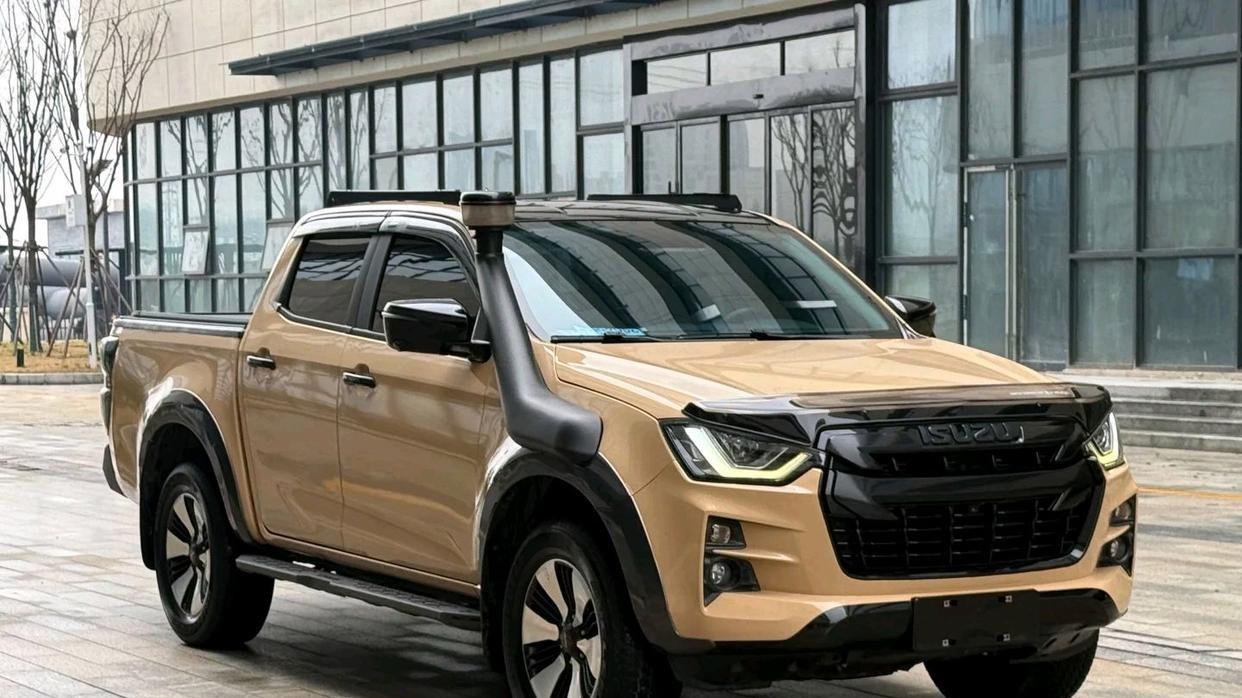 硬汉柔情，驭风而行：五十铃D-MAX超级皮卡，到底有多强？