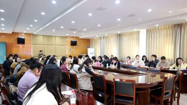 衢州市市级资源教师研修班走进绍兴市柯桥区浙光小学