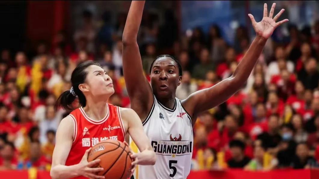 WCBA总决赛：东莞3比1力克四川，女篮两大核心表现低迷导致丢冠，网友热议不断