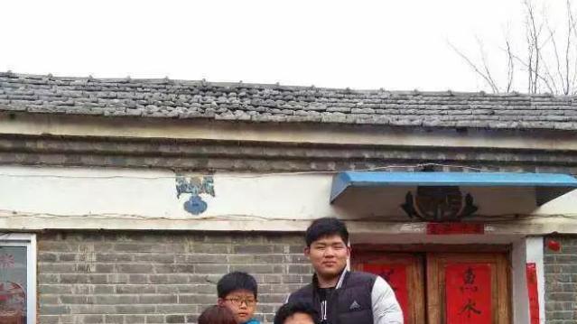 令人扼腕，国安小将郭嘉璇抢救无效离世。父亲送别一幕催人泪下。