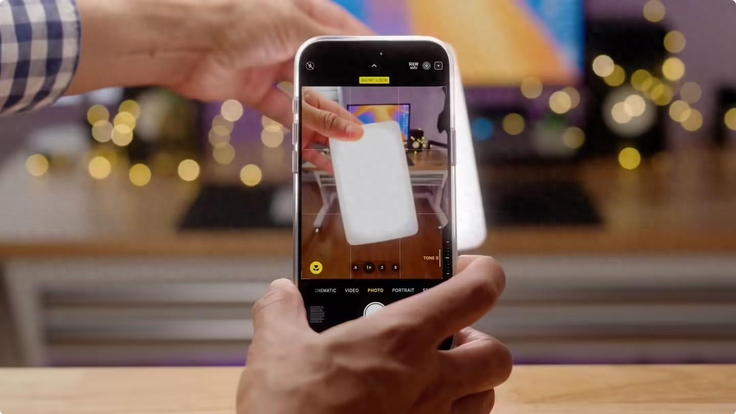 苹果将为iPhone的20周年纪念准备  国产旗舰价比百元机让路