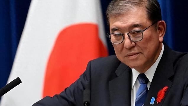 日本为何不停忤逆美国？