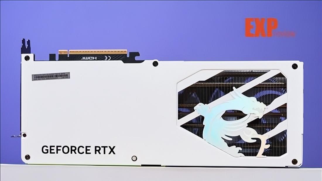 微星RTX 5070 GAMING TRIO OC WHITE评测：散热好，够安静的冰系白魔龙