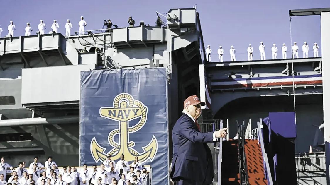海报遮羞、航母“刷漆”：美海军“遮丑布”背后的大国尴尬！