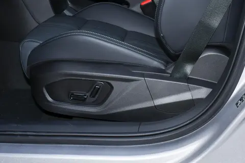 第三代领克 03 ，普通人能拥有的"驾驶机器"，家用性能车该怎么选？