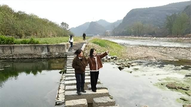 湖北省宜昌市伍家岗区人民检察院：公益诉讼联动生态治理 守护长江支流