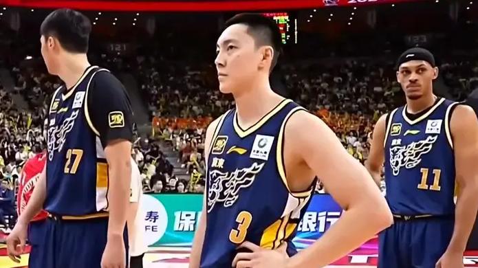 太适合广东队！CBA强力内线可能离队，朱芳雨将“底薪”捡漏？