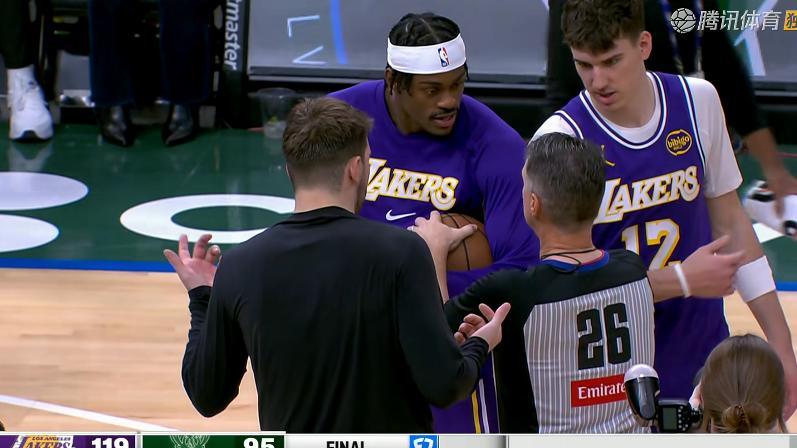 湖人大胜！东契奇41+9+6，赛后裁判阻止范德彪拿走比赛用球，一旁东契奇一脸不解