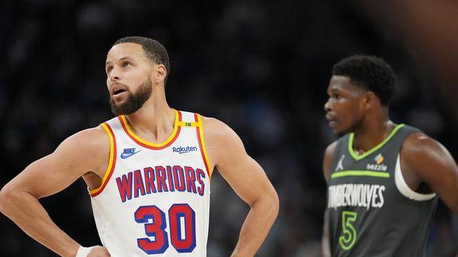 从垫底到狂胜！勇士7连胜：科尔一招激活全队，尼克斯成背景板？