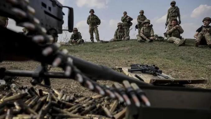 美乌千亿援助博弈陷僵局 ，泽连斯基强硬拒债震动华盛顿