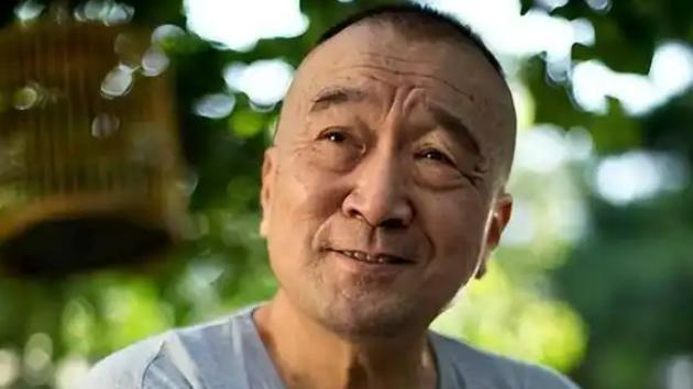 70岁的张国立“晚节不保”，还是李保田精明